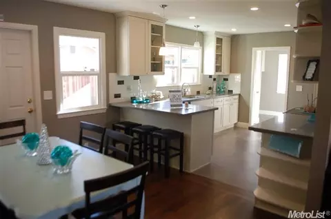 1220 Sycamore Ave, Modesto, CA 95350 photo 4