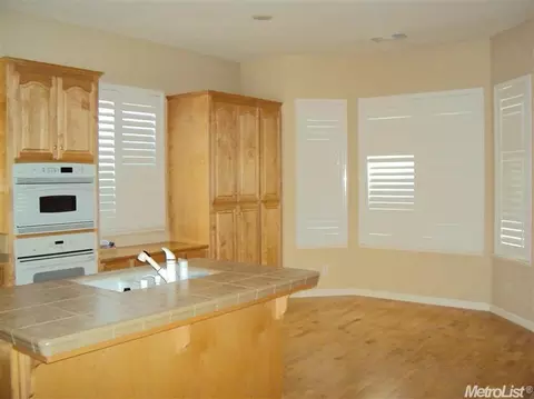 1717 Avignon Ln, Modesto, CA 95356 photo 5