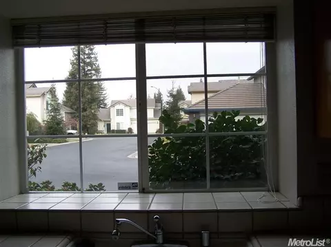 1371 Alex Cir, Turlock, CA 95382 photo 3