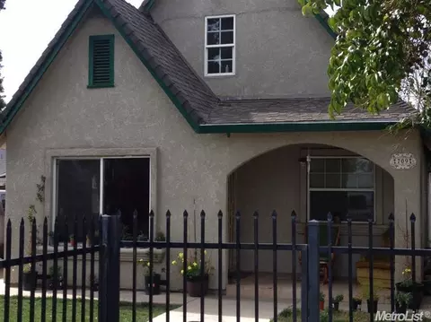 709 Kerr Ave, Modesto, CA 95354 photo 1