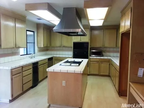520 N Manley Rd, Ripon, CA 95366 photo 2