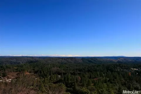 23539 Barnes Ln, Colfax, CA 95713 photo 2