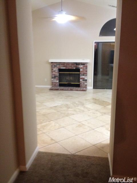 1003 Winters Dr, Manteca, CA 95337 photo 5