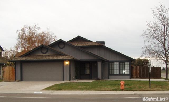 1003 Winters Dr, Manteca, CA 95337 photo 1