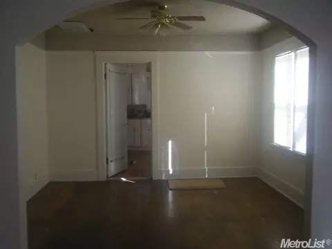 308 6th St, Modesto, CA 95354 photo 3