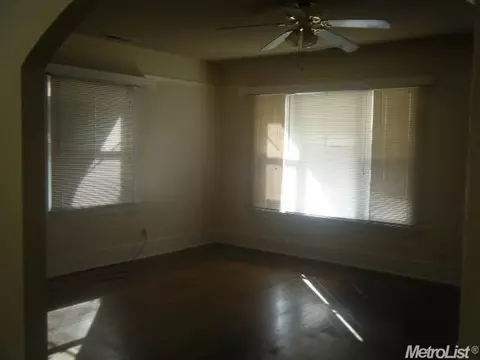 308 6th St, Modesto, CA 95354 photo 4