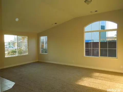 4220 Granny Ln, Modesto, CA 95356 photo 4