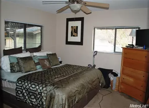 3237 Petty Ln, Carmichael, CA 95608 photo 6