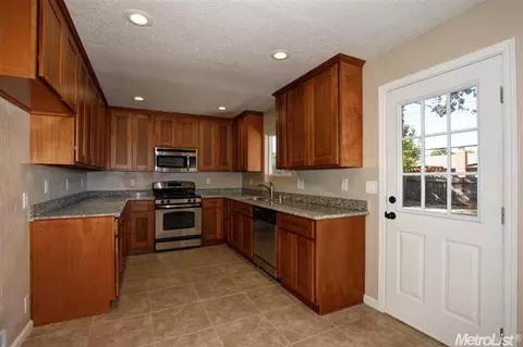 6349 Madison Ave, Carmichael, CA 95608 photo 3