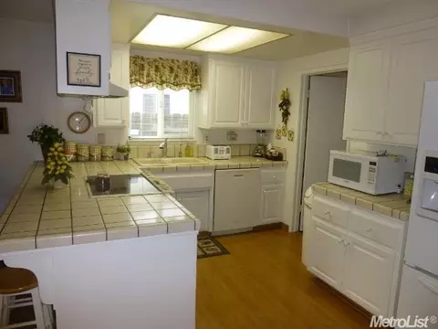 1412 Montclair Dr, Modesto, CA 95350 photo 8
