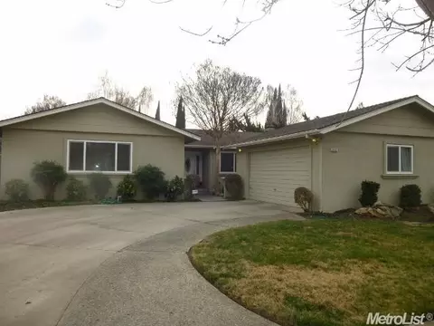 1412 Montclair Dr, Modesto, CA 95350 photo 1