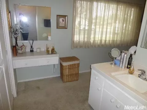 1412 Montclair Dr, Modesto, CA 95350 photo 18