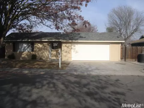 1321 Silverado Dr, Modesto, CA 95356 photo 2