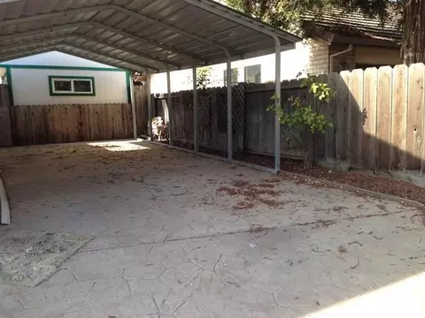 201 Clover Ln, Modesto, CA 95351 photo 2