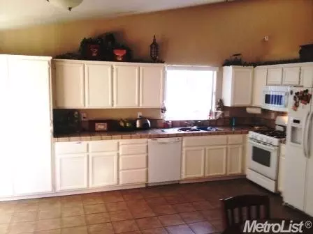 1054 Twilight Dr, Ceres, CA 95307 photo 7