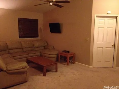 2401 Woodvale Dr, Modesto, CA 95355 photo 10