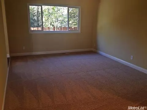 6207 Hilltop Dr, Carmichael, CA 95608 photo 5