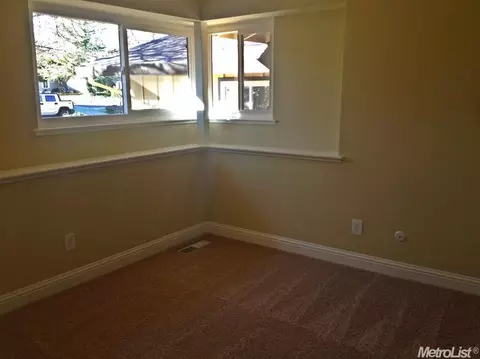 6207 Hilltop Dr, Carmichael, CA 95608 photo 12