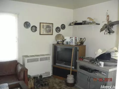 630 1st Ave, Gustine, CA 95322 photo 5