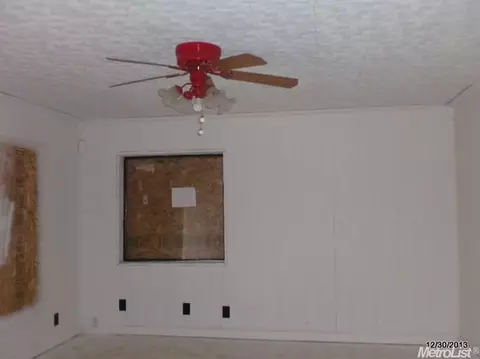 2033 Frazier St, Modesto, CA 95358 photo 3