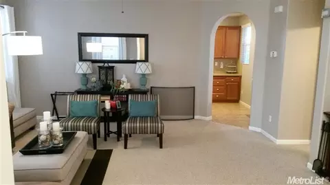 808 Bussing Ct, Folsom, CA 95630 photo 6