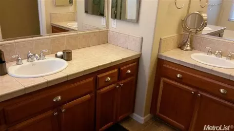 808 Bussing Ct, Folsom, CA 95630 photo 13