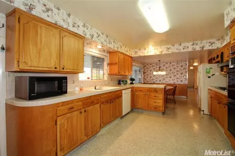 4807 Oak Vista Dr, Carmichael, CA 95608 photo 8