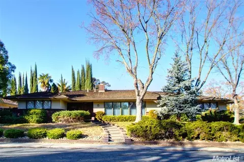 4807 Oak Vista Dr, Carmichael, CA 95608 photo 1