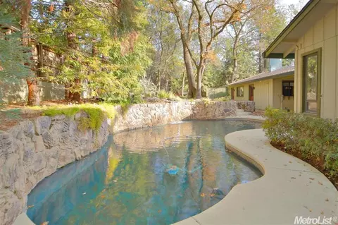 6449 Landis Ave, Carmichael, CA 95608 photo 2