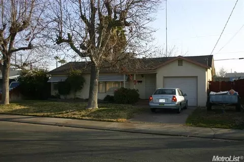 2208 7th St, Ceres, CA 95307 photo 2