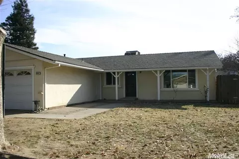 2012 Mather Dr, Modesto, CA 95350 photo 2