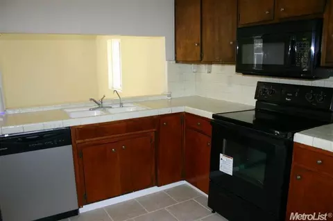 2012 Mather Dr, Modesto, CA 95350 photo 3