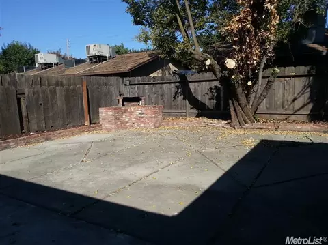 1609 Chapala Way, Modesto, CA 95355 photo 9