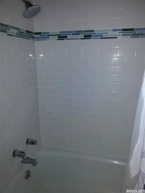 1328 Lorry Ave, Modesto, CA 95355 photo 10