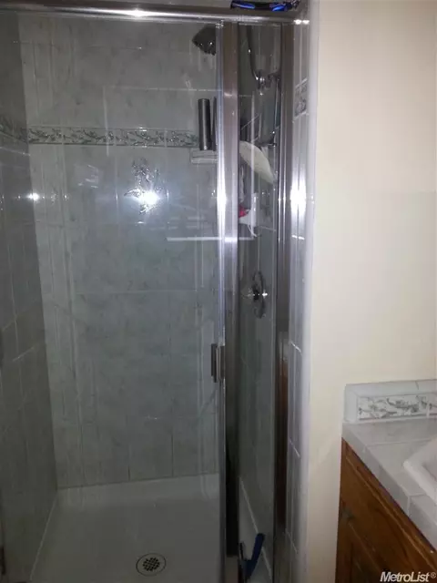 1328 Lorry Ave, Modesto, CA 95355 photo 13