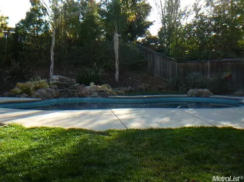 1414 Sandhill Dr, Rocklin, CA 95765 photo 9
