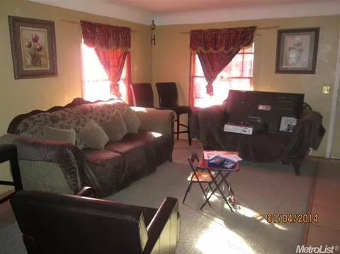 5404 10th St, Keyes, CA 95328 photo 4