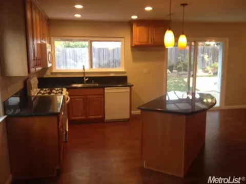 8449 Cortadera Dr, Orangevale, CA 95662 photo 5