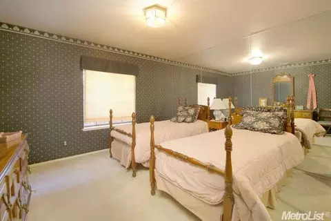 1061 Harrington Way, Carmichael, CA 95608 photo 11