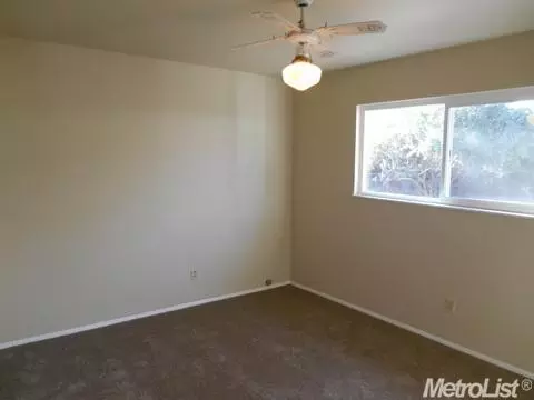 1400 W Rumble Rd, Modesto, CA 95350 photo 9