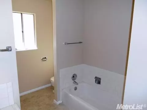 1400 W Rumble Rd, Modesto, CA 95350 photo 7