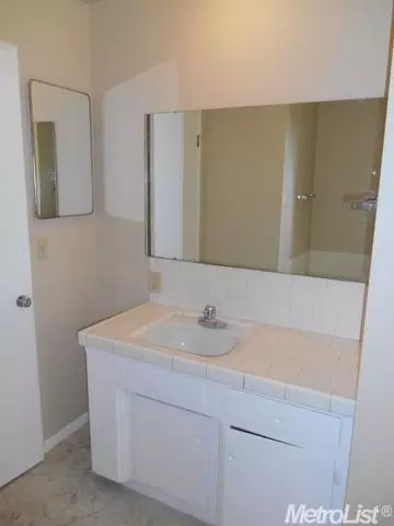 1400 W Rumble Rd, Modesto, CA 95350 photo 6