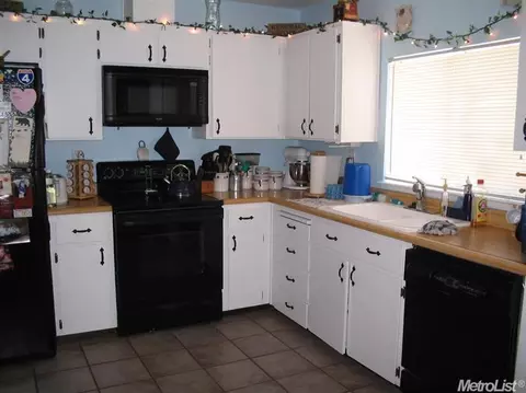 4013 Blue Bird, Modesto, CA 95356 photo 3
