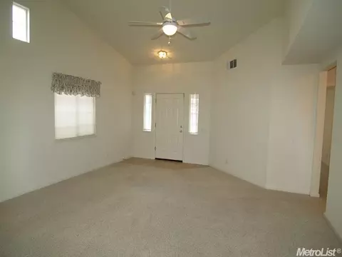 2117 Ellison Dr, Modesto, CA 95355 photo 4