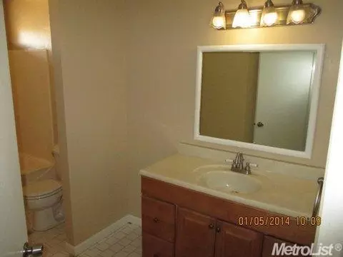 3105 E Orangeburg Ave, Modesto, CA 95355 photo 6