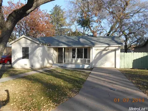 304 Rowland Ave, Modesto, CA 95354 photo 1