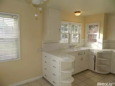 730 Willow Ave, Lodi, CA 95242 photo 6