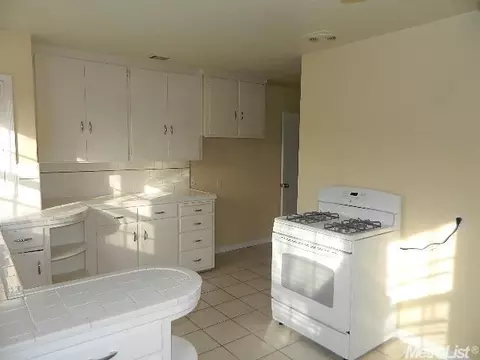 730 Willow Ave, Lodi, CA 95242 photo 7