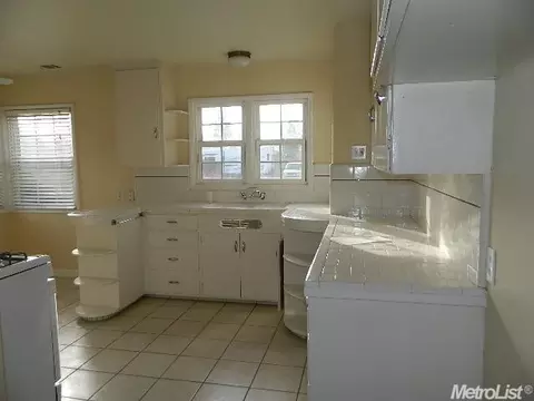 730 Willow Ave, Lodi, CA 95242 photo 5