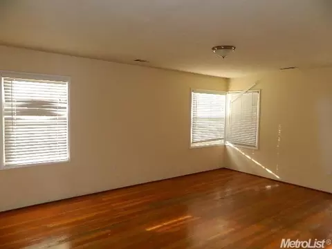 730 Willow Ave, Lodi, CA 95242 photo 4